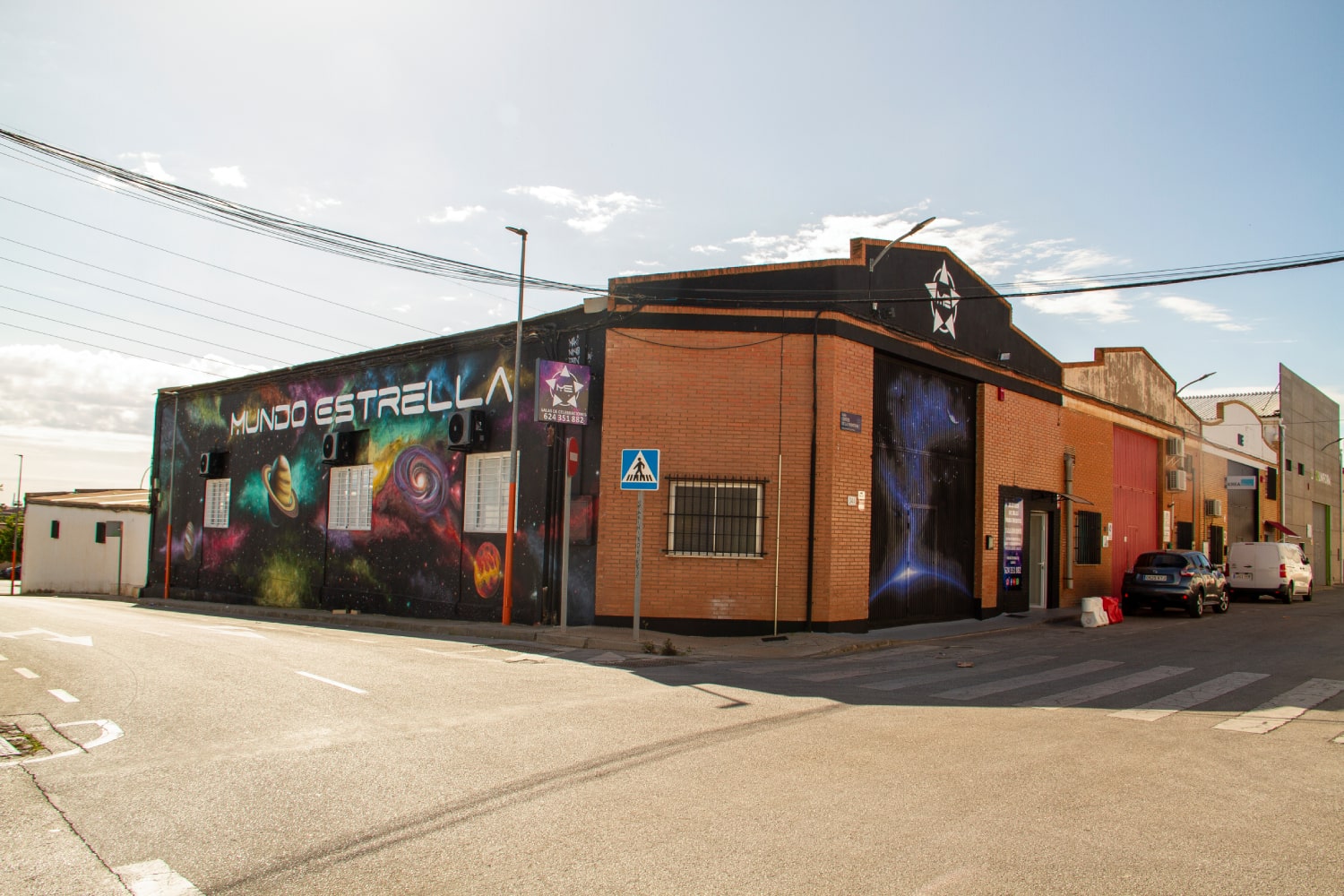 local para fiestas familiares con karaoke en málaga con aparcamiento